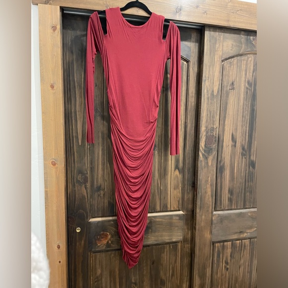 Long sleeve Merlot bodycon Dress - Picture 3 of 5